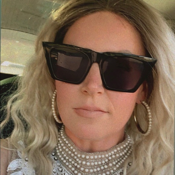 Meet your Posher, Katie - Picture 13 of 15